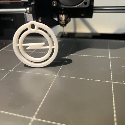 Móc khóa logo Opel in 3D cực chất cho fan xe hơi