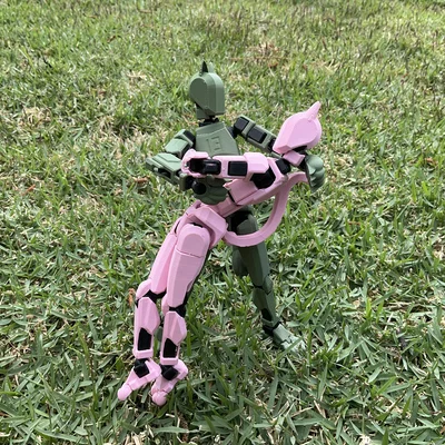 Mô hình Wolfie13: Phiên bản sói linh hoạt cho cộng đồng in 3D