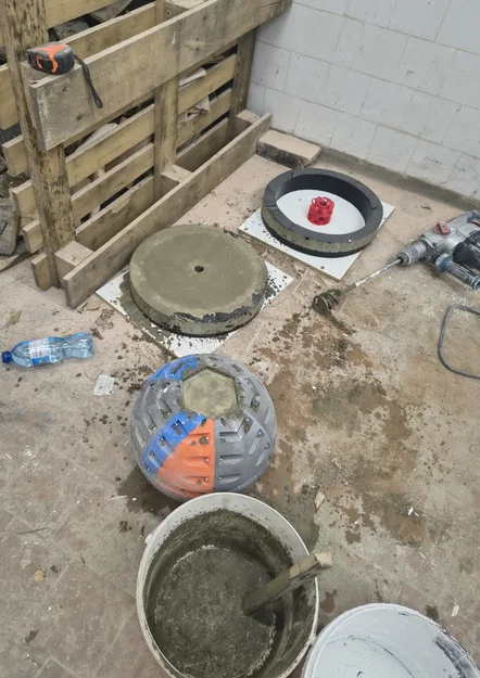 Khuôn in 3D tạo hình quả tạ Atlas Stone 20kg bằng bê tông - Image 3