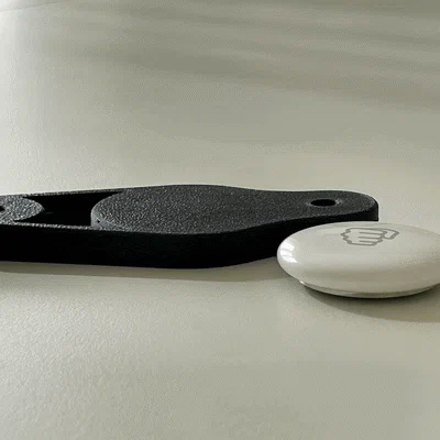 Giá đỡ AirTag siêu mỏng gắn dưới gọng bình nước xe đạp