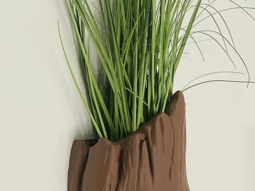 Chậu cây Baby Groot treo tường - Image 3