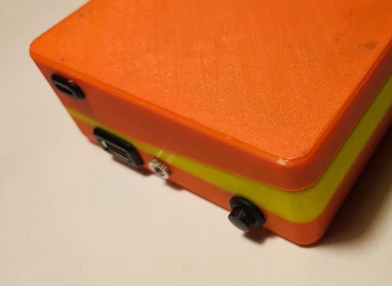 Portable Pi 80: Máy tính cầm tay Pi Zero với bàn phím cơ 40% và màn hình 7 inch - Image 11