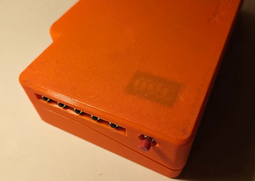 Portable Pi 80: Máy tính cầm tay Pi Zero với bàn phím cơ 40% và màn hình 7 inch - Image 14