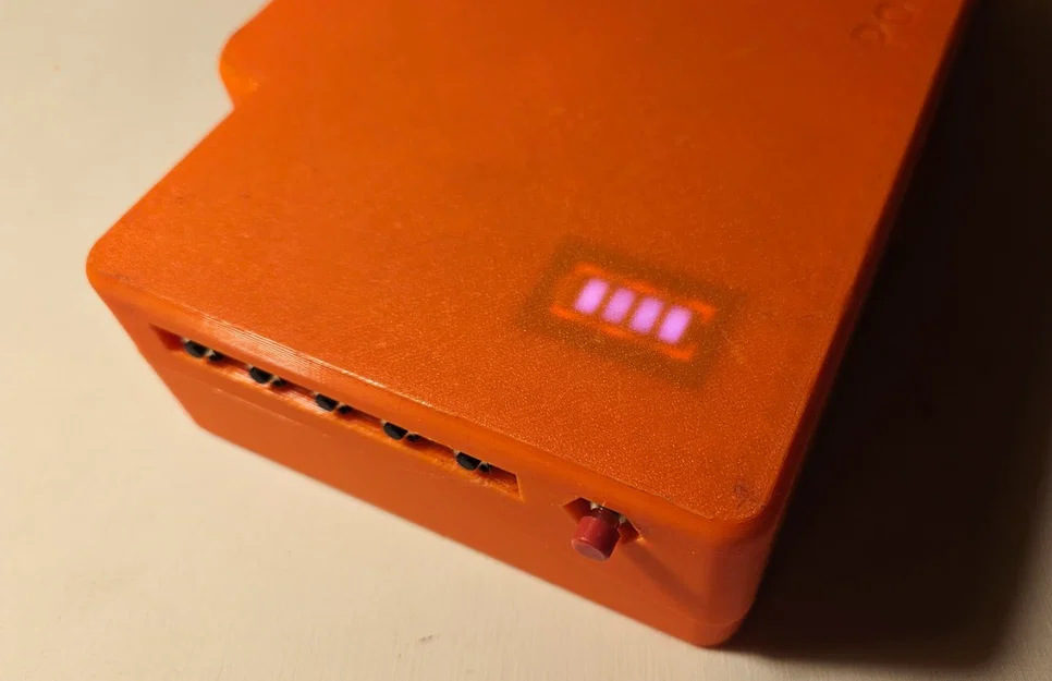 Portable Pi 80: Máy tính cầm tay Pi Zero với bàn phím cơ 40% và màn hình 7 inch - Image 15