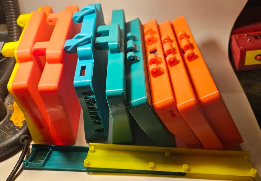 Portable Pi 80: Máy tính cầm tay Pi Zero với bàn phím cơ 40% và màn hình 7 inch - Image 16