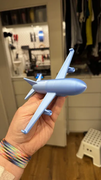 Mô hình máy bay 2 động cơ - Image 1