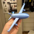 Mô hình máy bay 2 động cơ - Thumbnail 1
