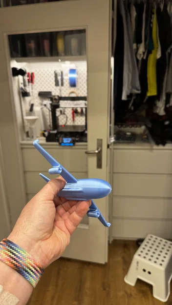 Mô hình máy bay 2 động cơ - Image 3