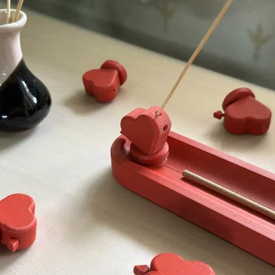 Đế cắm nhang và khay hình mũi tên Cupid (Có nam châm & Không nam châm) [Đặc biệt Valentine]
