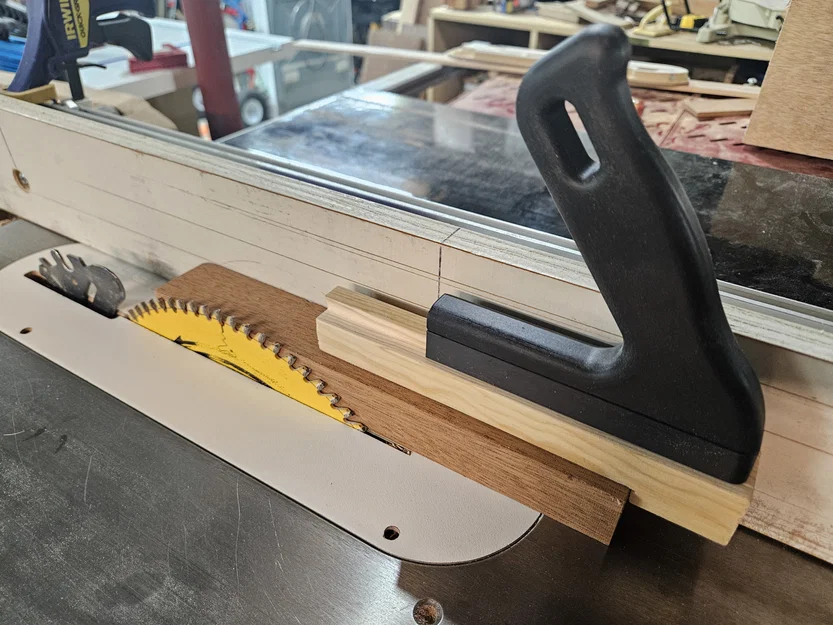 Tay cầm khớp đuôi én cho khối đẩy gỗ (Dovetail Push Block Handle) - Image 2