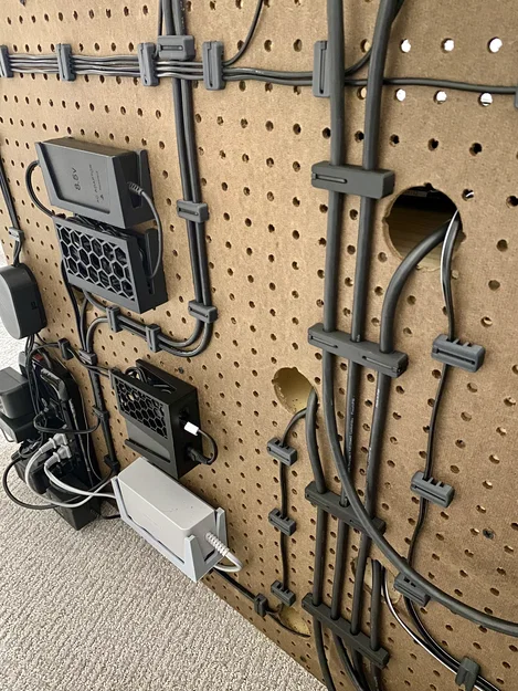 Bộ kẹp pegboard - Giải pháp đi dây gọn gàng - Image 14