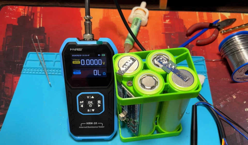 Vỏ đựng pin LiFePO4 thay thế bình ắc quy chì - Image 1