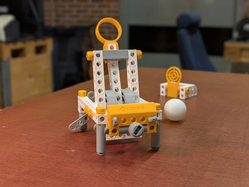 Máy bắn đá để bàn STEMFIE Desktop Catapult - Image 1