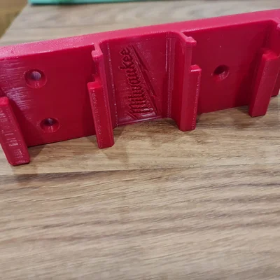 Giá đỡ pin Milwaukee M18 cho 4 viên pin