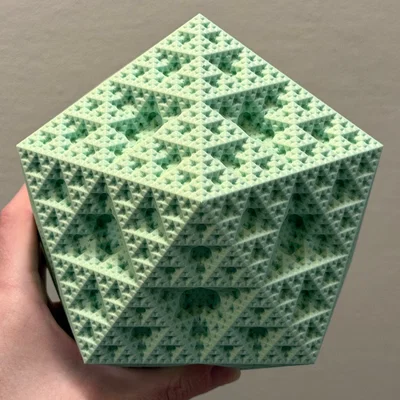 Tác phẩm điêu khắc Fractal Sierpiński Icosahedron - Level 5 (Không cần hỗ trợ)