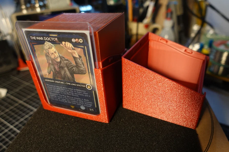 Hộp đựng bài MTG 100+ Commander kèm khe cắm toploader phía trước - Image 1