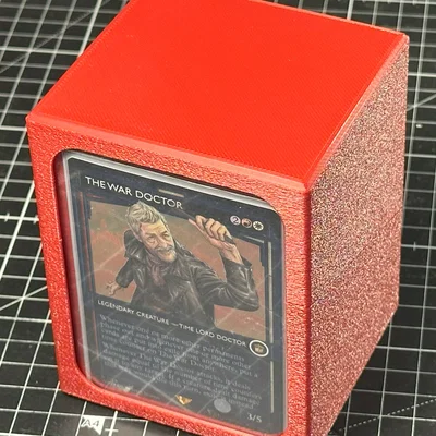 Hộp đựng bài MTG 100+ Commander kèm khe cắm toploader phía trước