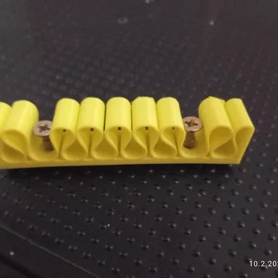 Giá đỡ dây cáp đa năng 3D - Giải pháp sắp xếp bàn làm việc gọn gàng