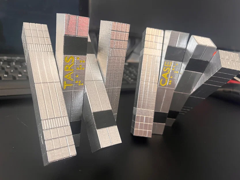 Mô hình robot khớp nối T.A.R.S., C.A.S.E., K.I.P.P. và P.L.E.X từ Interstellar (print-in-place) - Image 4