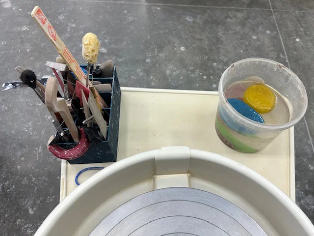 Khay Đựng Dụng Cụ Làm Gốm Có Thoát Nước - Image 4