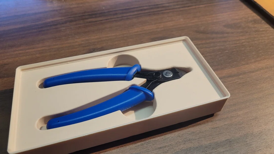 Khay đựng kìm cắt dây chuẩn Gridfinity - Gọn gàng, dễ in - Image 3