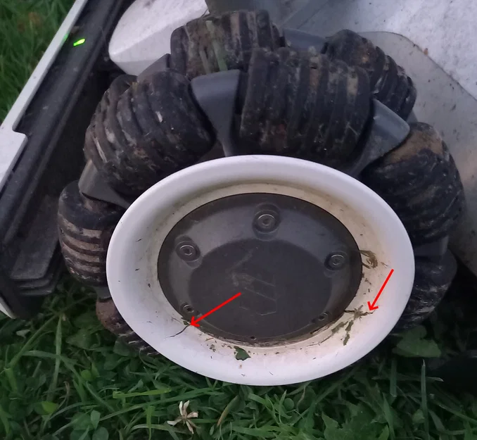 Mammotion LUBA 2 - Nắp che bánh trước - Image 2