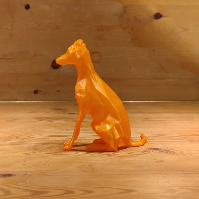Mô hình chú chó Greyhound / Whippet phong cách Low Poly đang ngồi