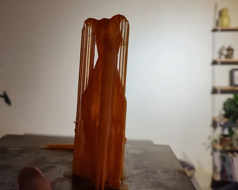 Mô hình chú chó Greyhound / Whippet phong cách Low Poly đang ngồi - Image 9