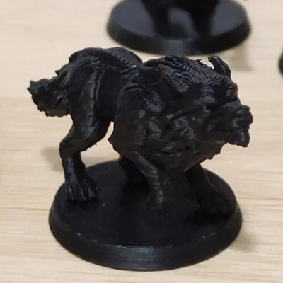 Mô hình sói gầm gừ (Wolf Snarling) kèm đế 25mm in 3D