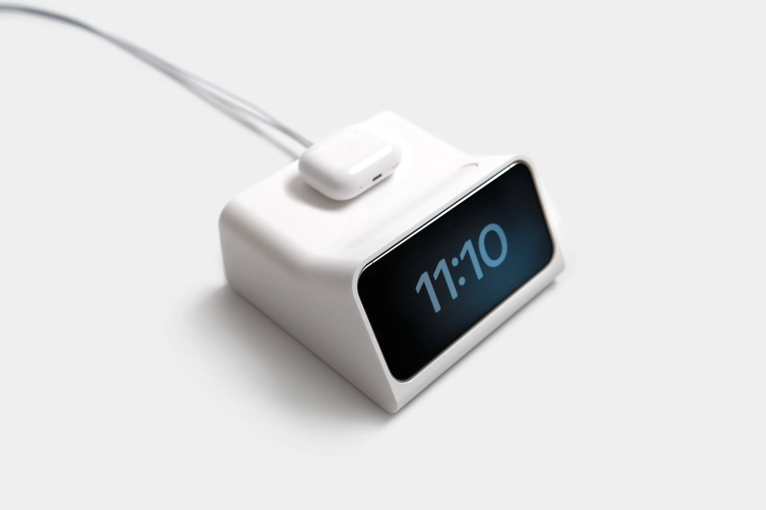 Đế sạc DN40 Standby Dock – Hỗ trợ MagSafe, Apple Watch & Khe sạc dây cho iPhone 15 - Thumbnail 3