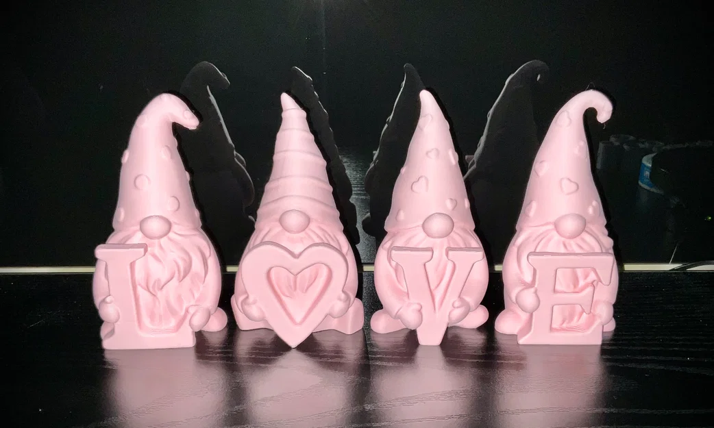 Bộ tượng LOVE Gnomes đáng yêu - Image 1