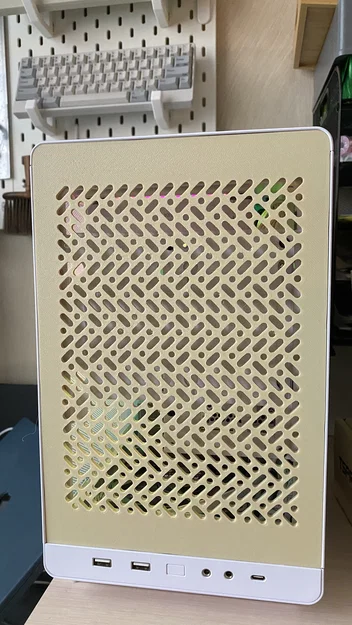 Tấm mặt trước tùy chỉnh cho vỏ case Lian Li Dan A3 (Front Panel) - Image 2