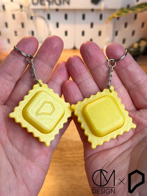 Móc khóa giảm stress hình bánh Ravioli Clicker độc đáo - Image 2