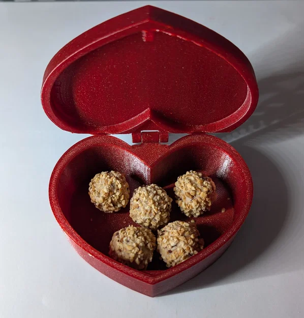 Hộp Quà Valentine Hình Trái Tim / Hộp Đựng Socola - Image 1