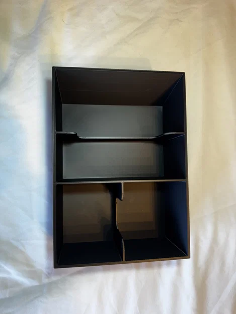 Khay Chia Ngăn Bệ Trung Tâm Cho Mustang Mach E - Image 2