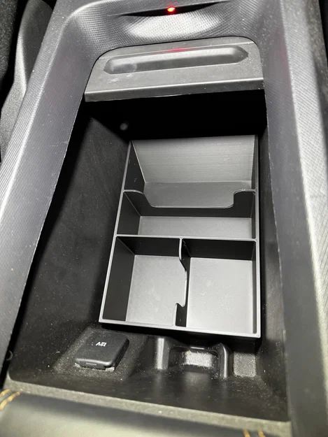 Khay Chia Ngăn Bệ Trung Tâm Cho Mustang Mach E - Image 5