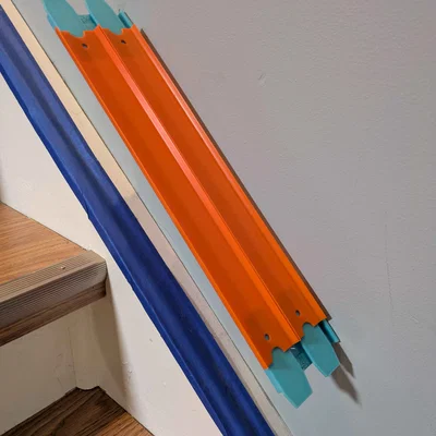 Giá đỡ gắn tường cho đường đua Hot Wheels đôi