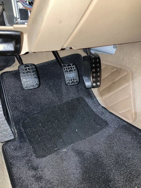 Miếng đệm bàn đạp ga cho Mazda Miata NA/NB (Sử dụng ốc M4) - Image 1