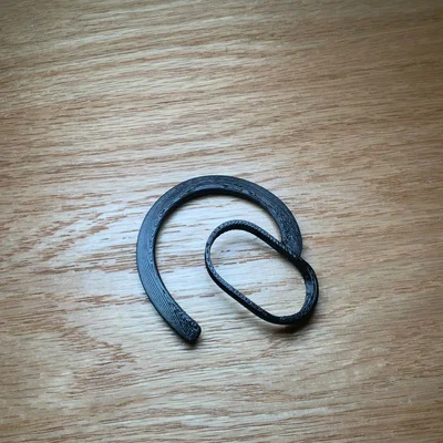 Móc giữ tai nghe WF-1000XM3