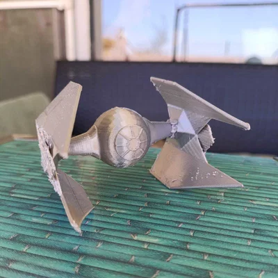 Mô hình 3D Interceptor Fighter - Phi thuyền huyền thoại Star Wars