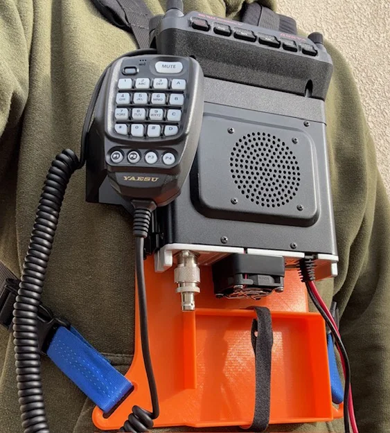 Giá đeo ngực cho bộ đàm Yaesu FTM-150R - Image 1