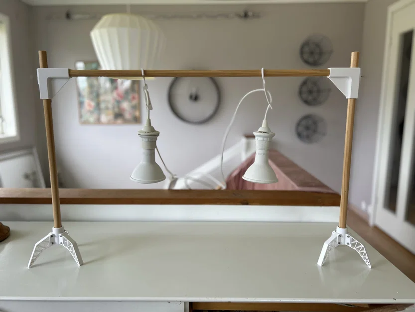 Giá treo đèn trồng cây (Grow light stand) - Image 1