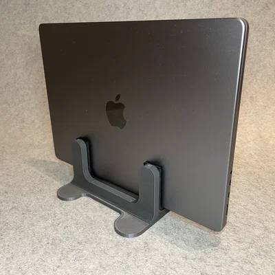 Giá đỡ laptop dạng đứng cho bàn làm việc