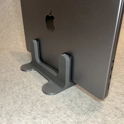 Giá đỡ laptop dạng đứng cho bàn làm việc