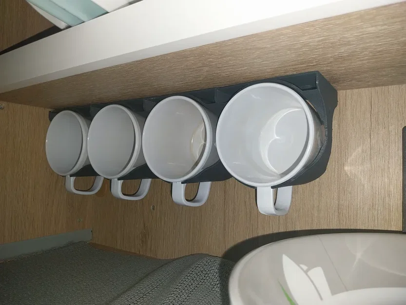 Giá đỡ ly cho xe camper - Image 1