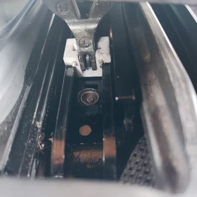 Thanh trượt cửa sổ trời toàn cảnh cho Mercedes