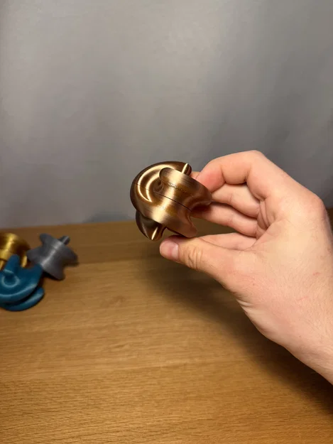 Mô hình đồ chơi lăn Sphericon độc đáo - Image 4