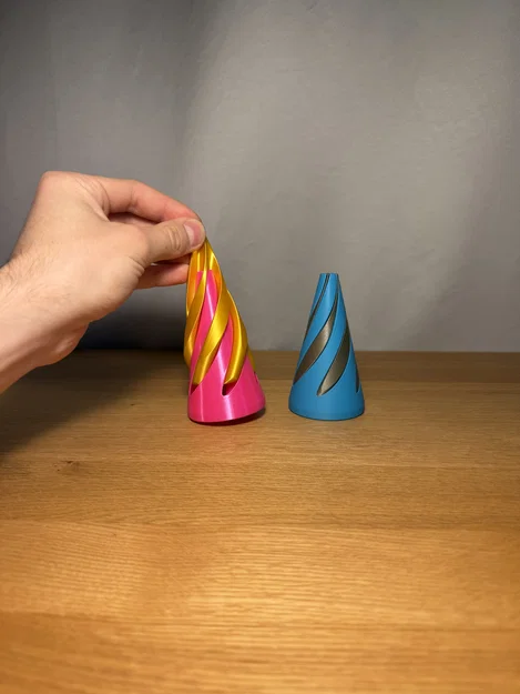 Mô hình Nón Xuyên thấu 'Impossible Passthrough Cone' - Image 4