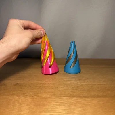 Mô hình Nón Xuyên thấu 'Impossible Passthrough Cone'