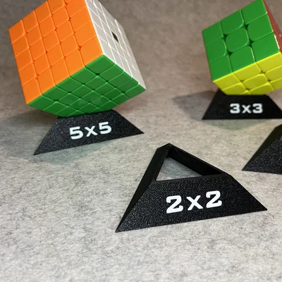 Bộ đế trưng bày Rubik 3D: Gọn gàng và tinh tế cho bộ sưu tập